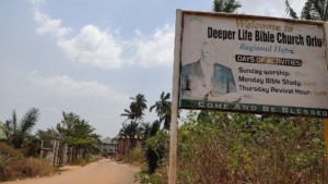 CONSTRUCTION OF AFOR-OGIDI-DEEPER LIFE-ST MARYS CATHOLIC CHURCH ROADIN ORLU LGA, IMO STATE (7)