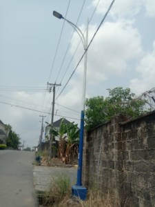 Provision of solar power street light at winners chapel roads shanem hotel road, calabar (88)